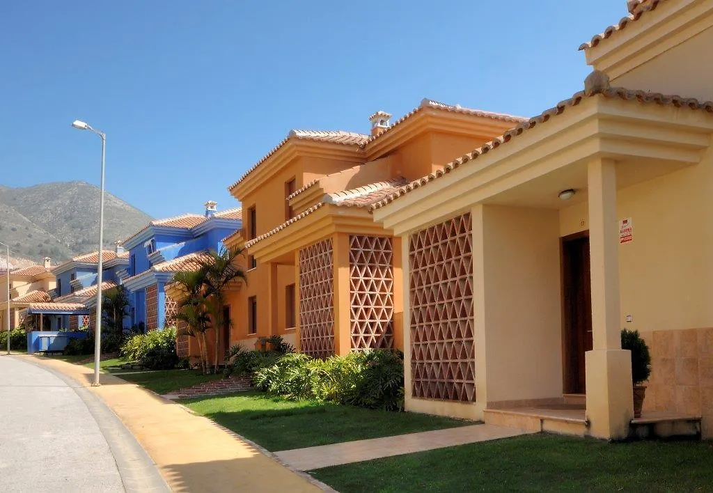 Apartamentos Reserva Del Higueron Deluxe & Spa location