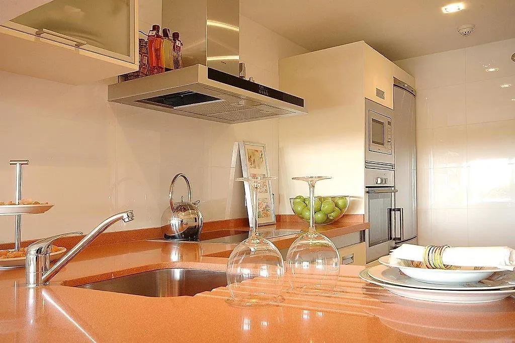 Apartamentos Reserva Del Higueron Deluxe & Spa Benalmádena 0*,